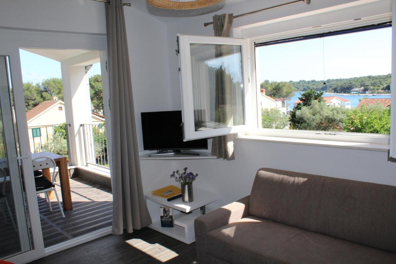 Gorgonia Suites In Verunić Habitación foto