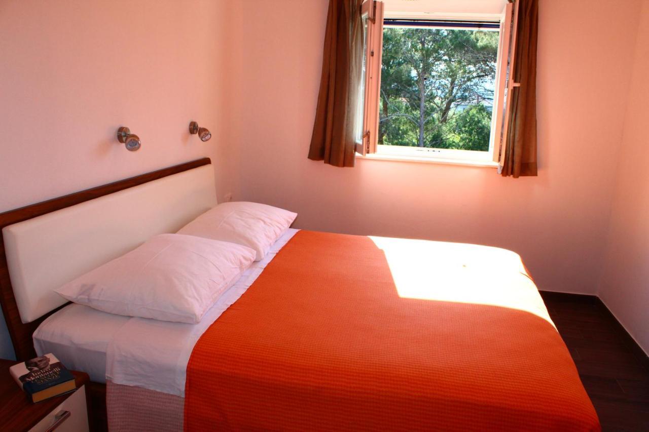 Gorgonia Suites In Verunić Habitación foto